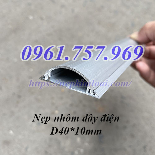 nẹp bán nguyệt nhôm d30