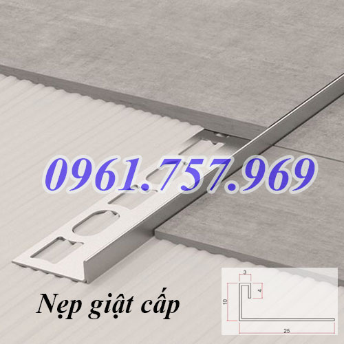 Nẹp inox giật cấp