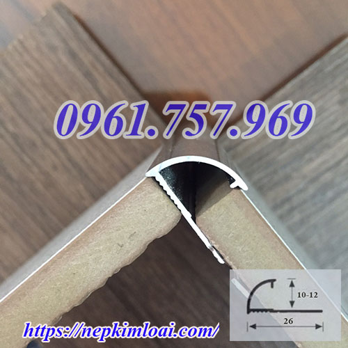 Các loại nẹp góc tường gạch phổ biến trên thị trường