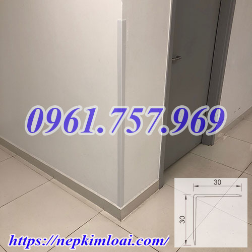 Nẹp V nhựa PVC