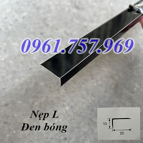 Nẹp viền gỗ màu đen