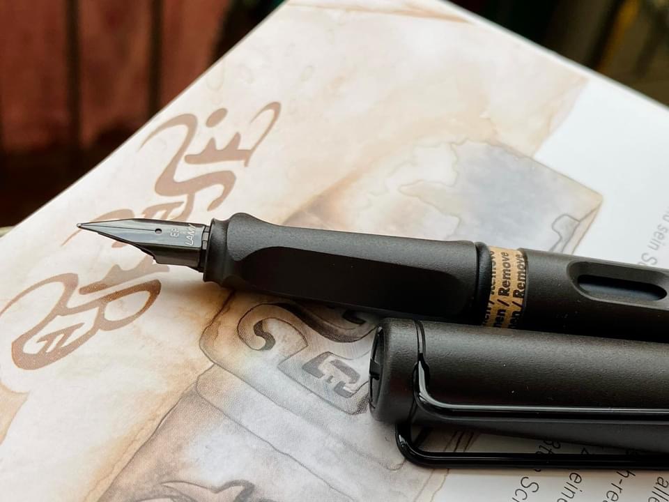 Bút Máy Lamy Safari Umbra