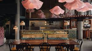 CAFÉ CONSTANCE - KHÔNG GIAN CỦA ĐIỆU VŨ BALLET DUYÊN DÁNG TẠI CANADA