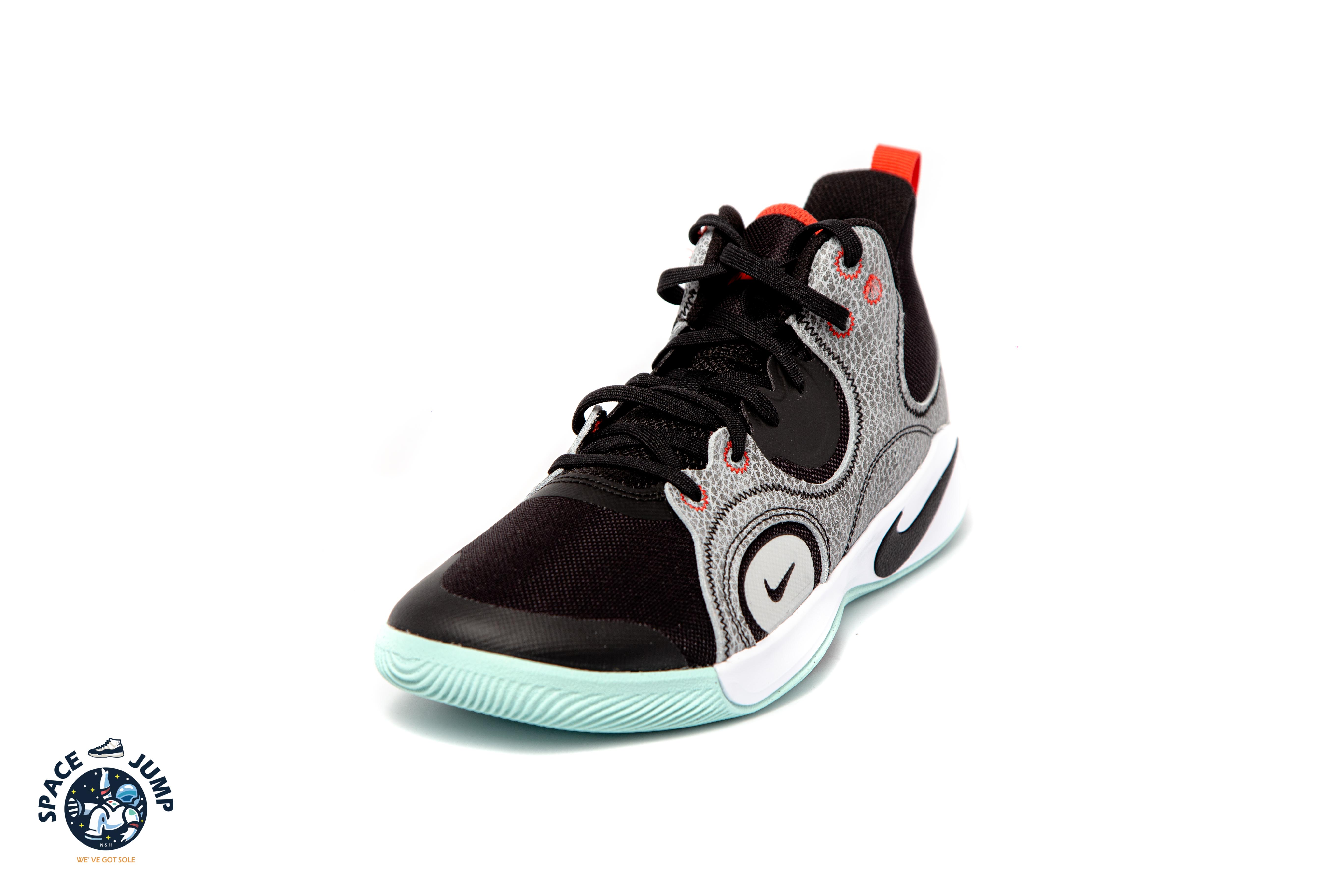 nike fly by mid grey