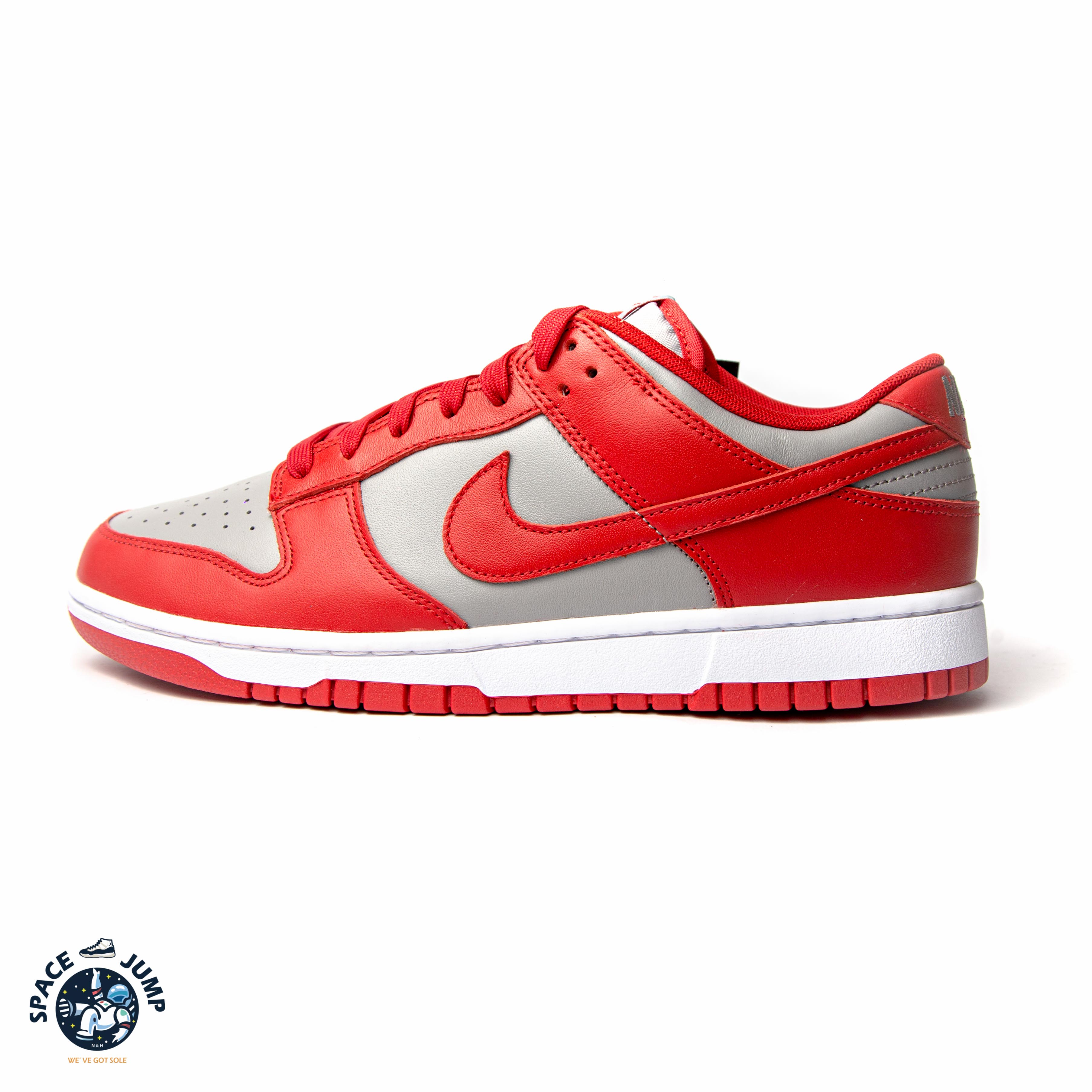 NIKE DUNK LOW MEDIUM