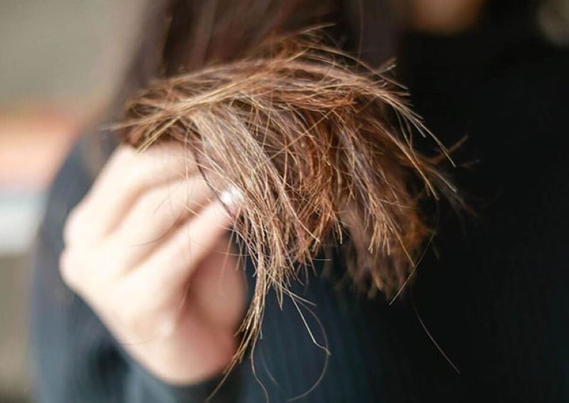 Nhuộm tóc không hư tổn: Với cách nhuộm tóc không gây hư tổn, bạn có thể tự tin để tóc mình chuyển màu theo ý muốn mà vẫn đảm bảo các sợi tóc của bạn được giữ gìn tốt nhất. Tự tin để tóc của bạn trở nên đẹp hơn cùng sản phẩm này.