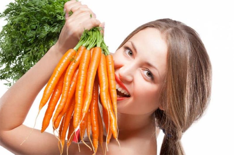 Ăn cà rốt giúp ngừa tóc bạc sớm