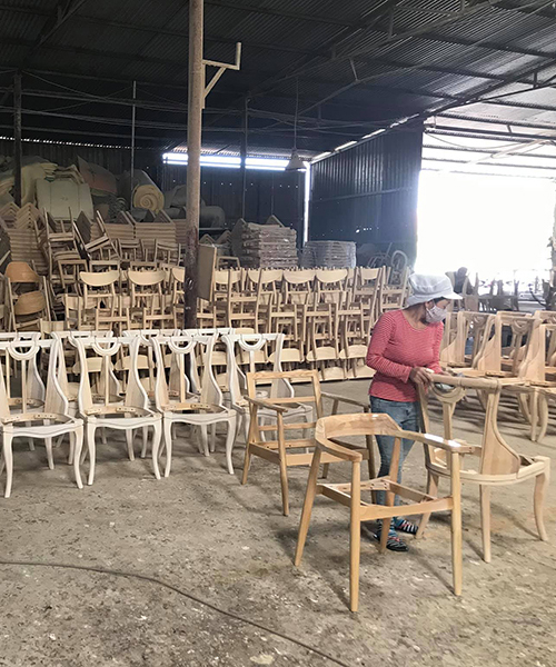 Xưởng sản xuất bàn ghế