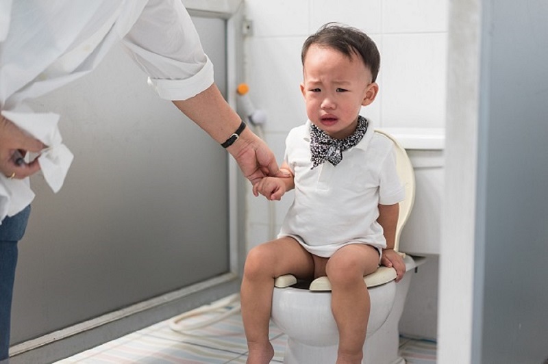 Con Bị Trĩ – Ba Mẹ Cần Làm Gì Để Giúp Con Hồi Phục Nhanh Chóng?