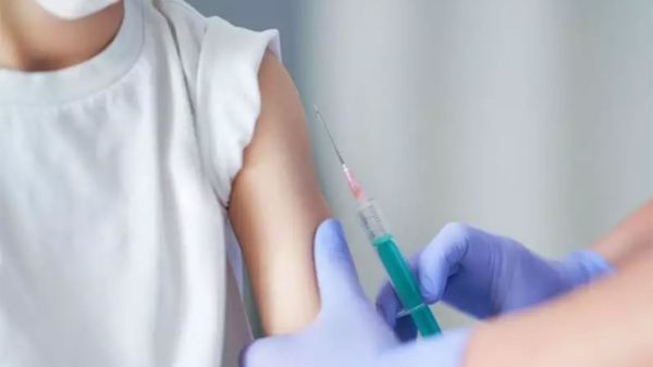 Tiêm vắc xin phòng ngừa cúm A