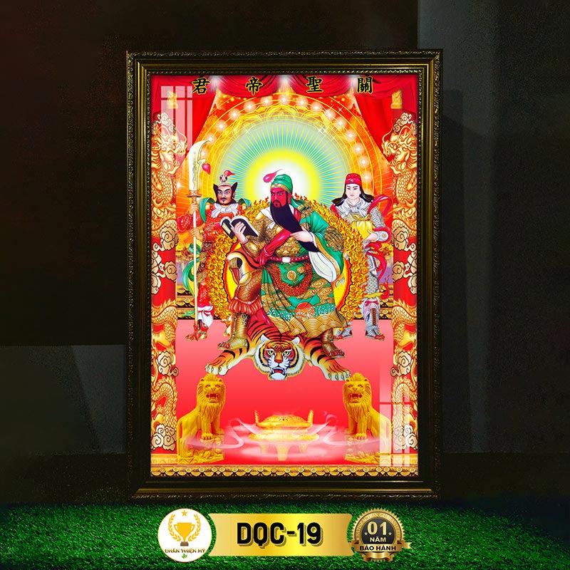 Tranh Quan Công Có Đèn CHÂN THIỆN MỸ, Treo Tường Trang Trí Bàn Thờ, Treo Phòng Thờ DQC-19