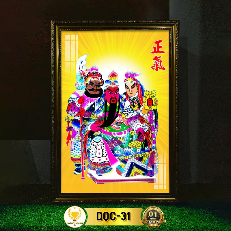 Tranh Thờ Quan Công Có Đèn CHÂN THIỆN MỸ, Treo Tường Trang Trí Bàn Thờ Cùng Tượng Quan Vũ DQC-31