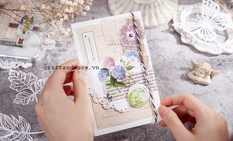 Die cut làm scrapbook tại Craft & More Vietnam