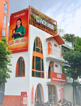 Ánh Kua khai trương cửa hàng mới tại TP. Hồ Chí Minh
