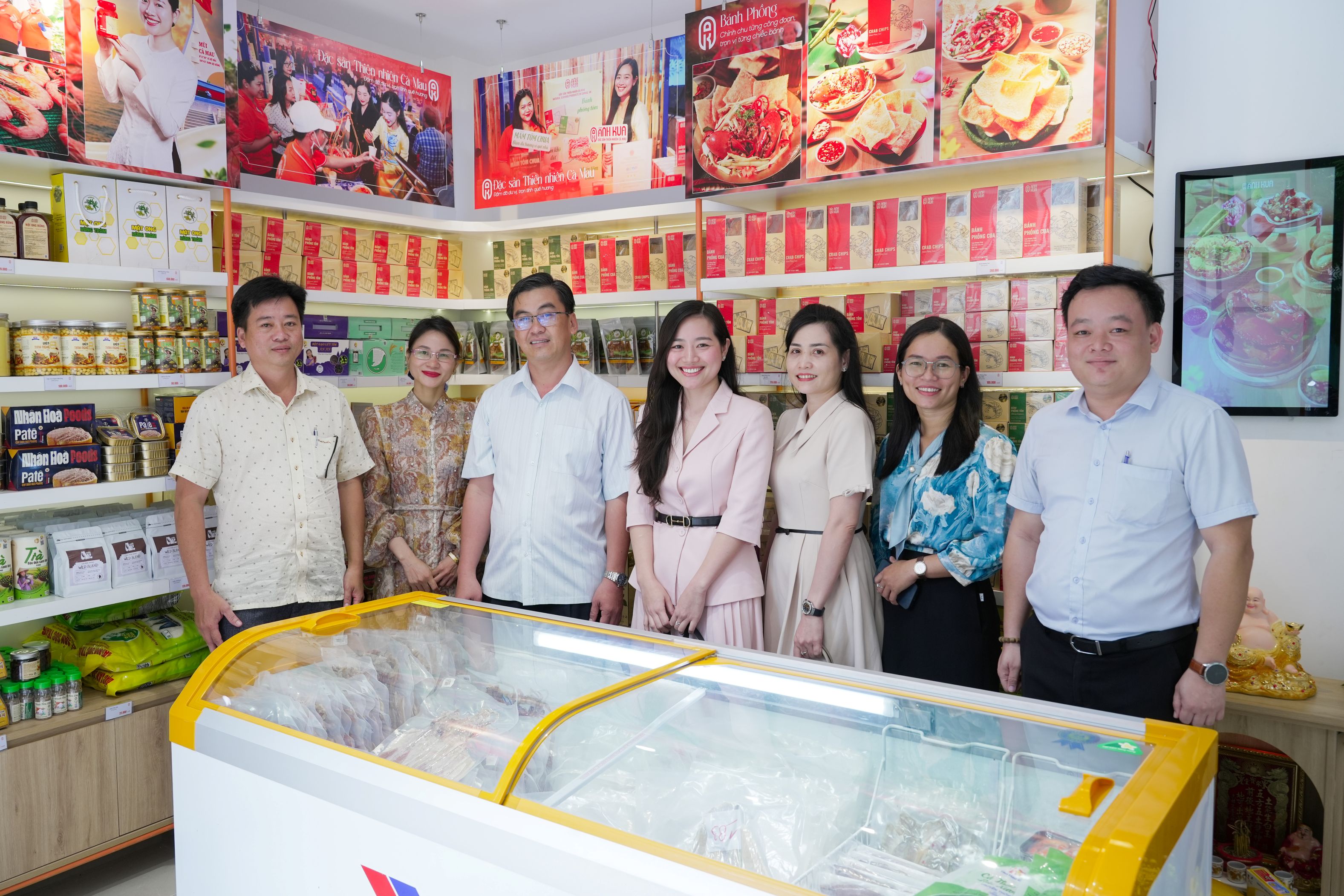 Ánh Kua vinh dự được đón tiếp Ông Mạc Phước Nhuận