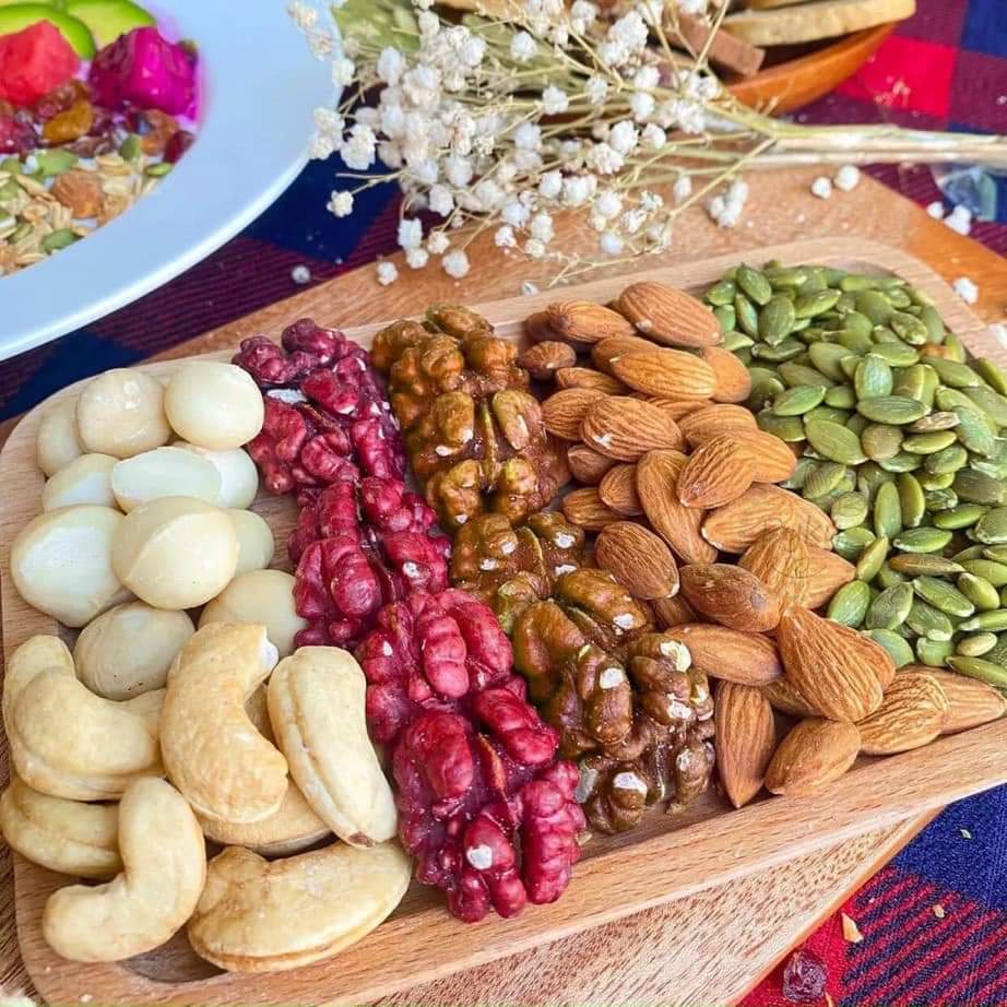 HẠT DINH DƯỠNG MIX 5 LOẠI SỊN XÒ LON PET 500 GR