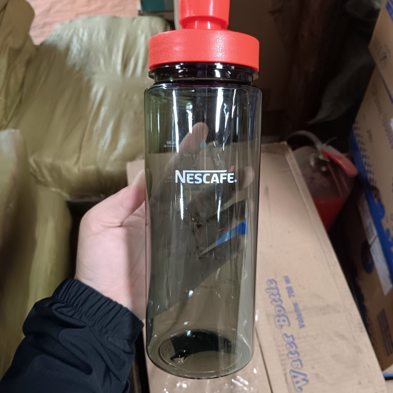 BÌNH NHỰA NESTCAFE 700ML