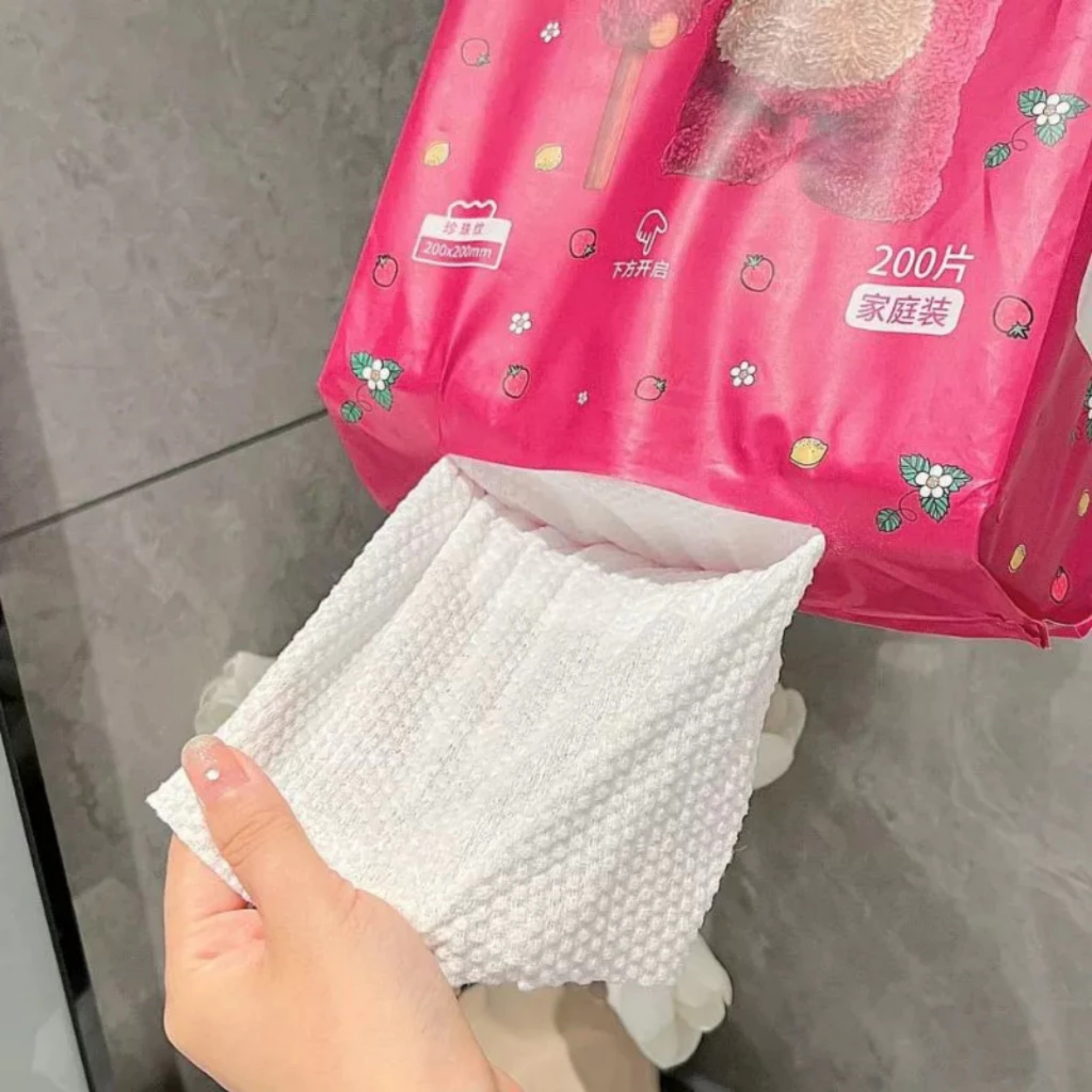 KHĂN GIẤY GẤU DÂU LOS.TO 200 TỜ