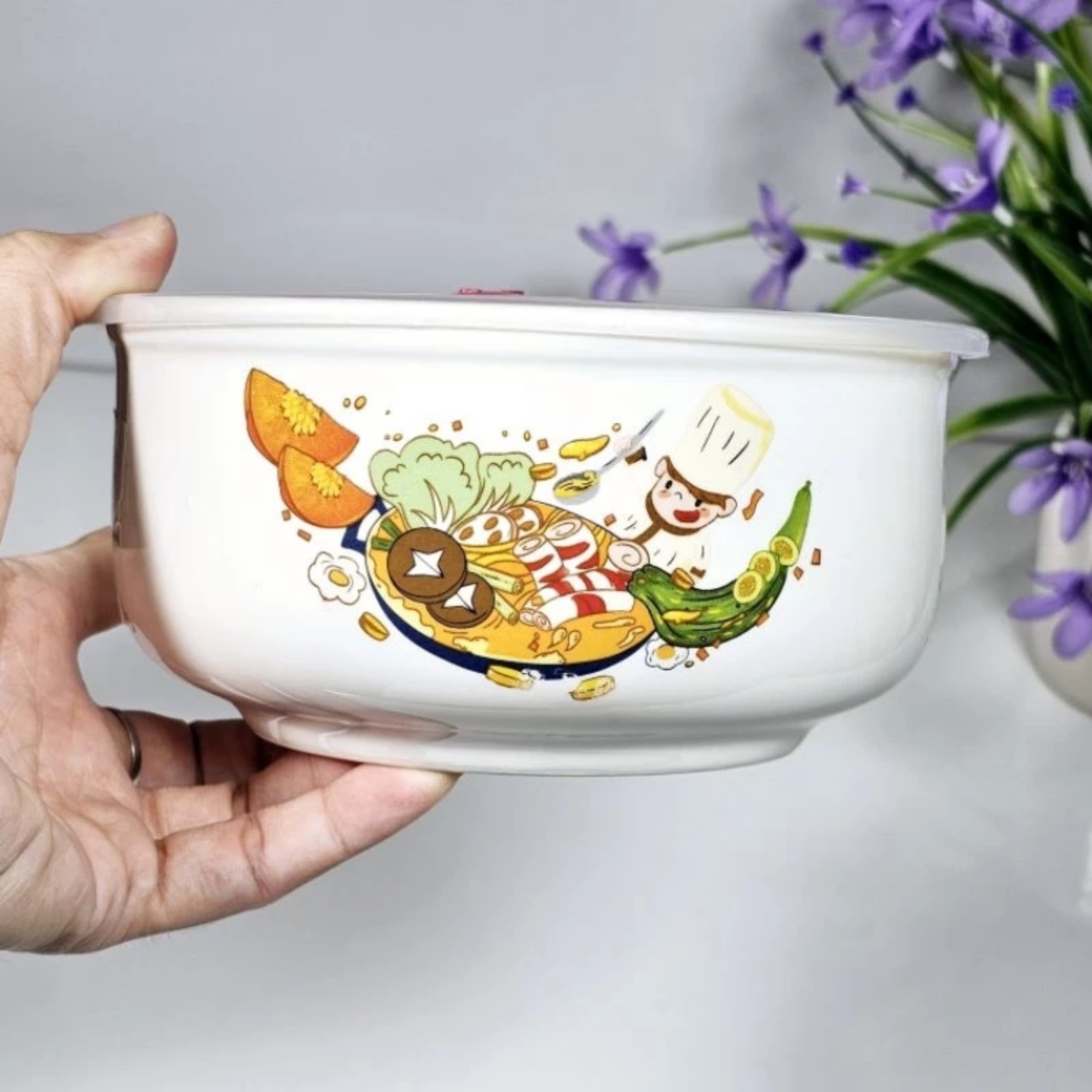 THỐ SỨ CÓ NẮP NHỰA HÚT CHÂN KHÔNG (HKM)