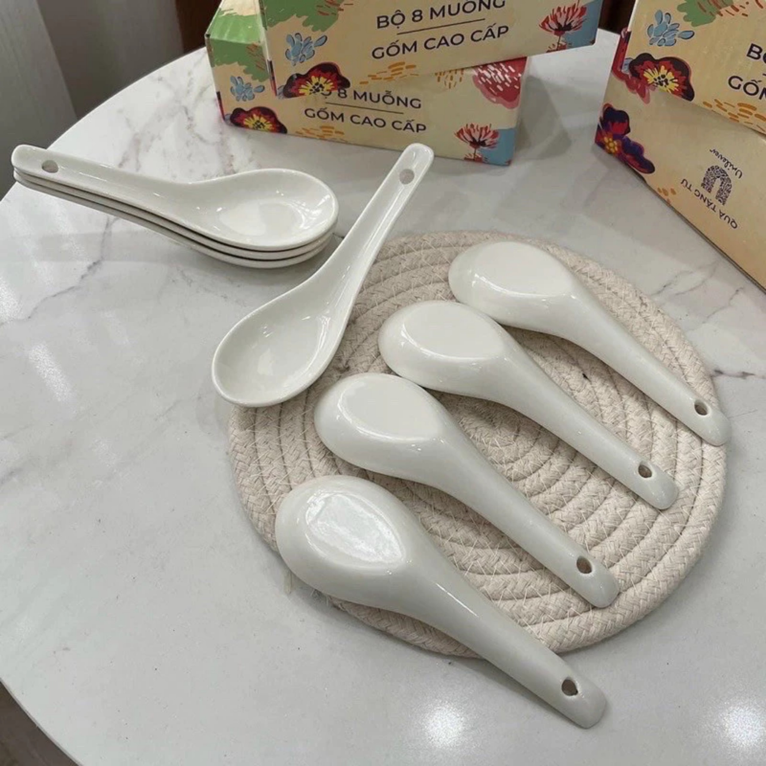 BỘ 8 THÌA SỨ