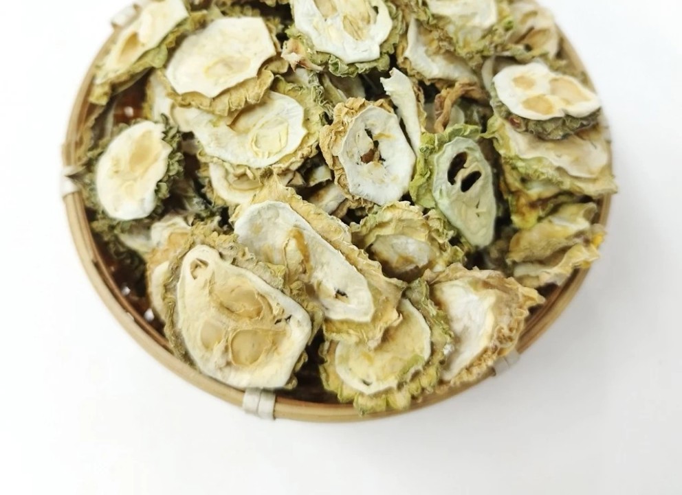 TRÀ KHỔ QUA RỪNG KHÔ