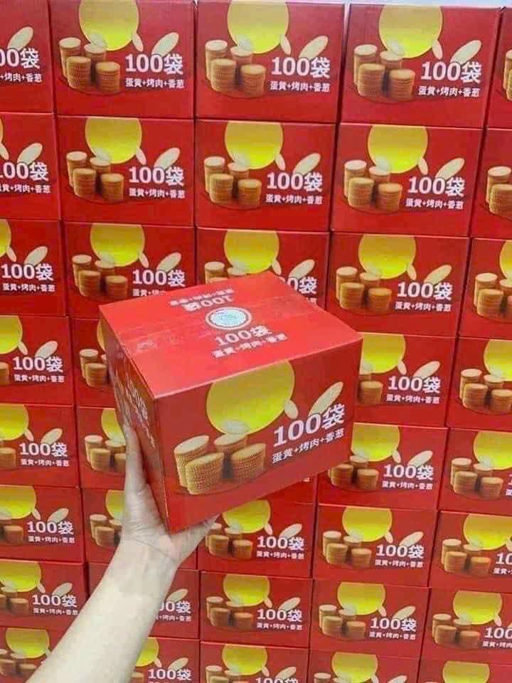 1 THÙNG BÁNH QUY MẶN ĐỒNG TIỀN