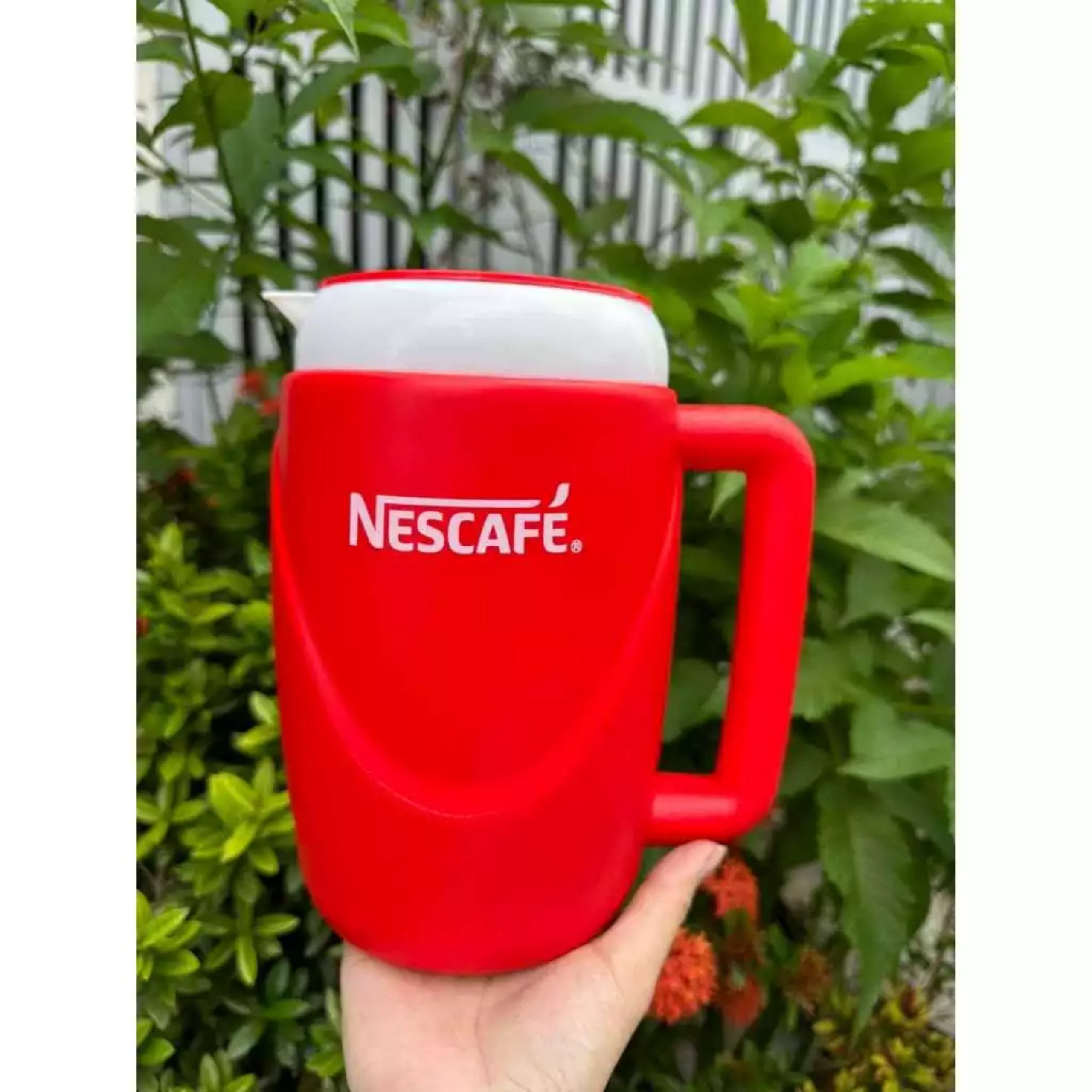 CA ĐÁ GIỮ NHIỆT 1.5 Lít NESCAFE