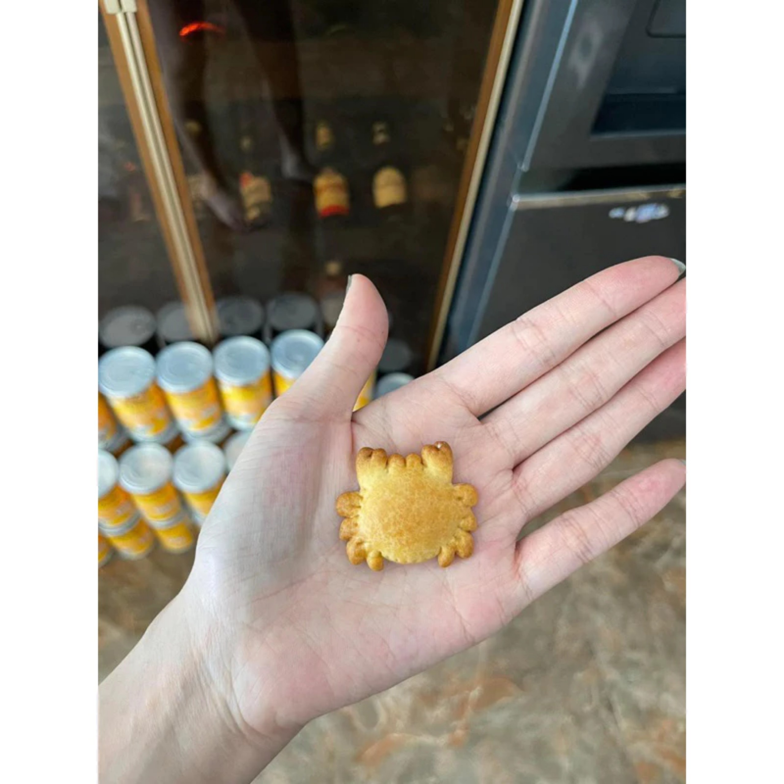 Túi 1KG Bánh Quy Cua Nhân Kem Thơm Ngon - đồ ăn vặt ( 2 bịch )