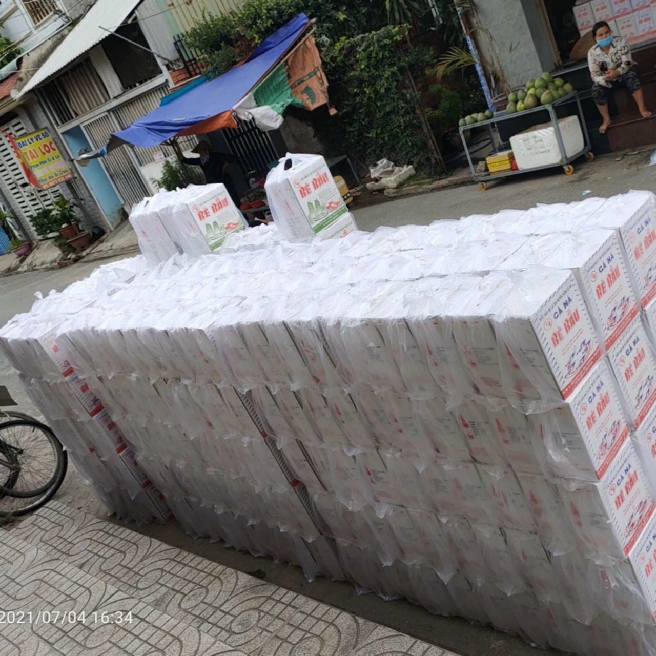 THÙNG 6 CHAI NƯỚC MẮM BÉ BẦU