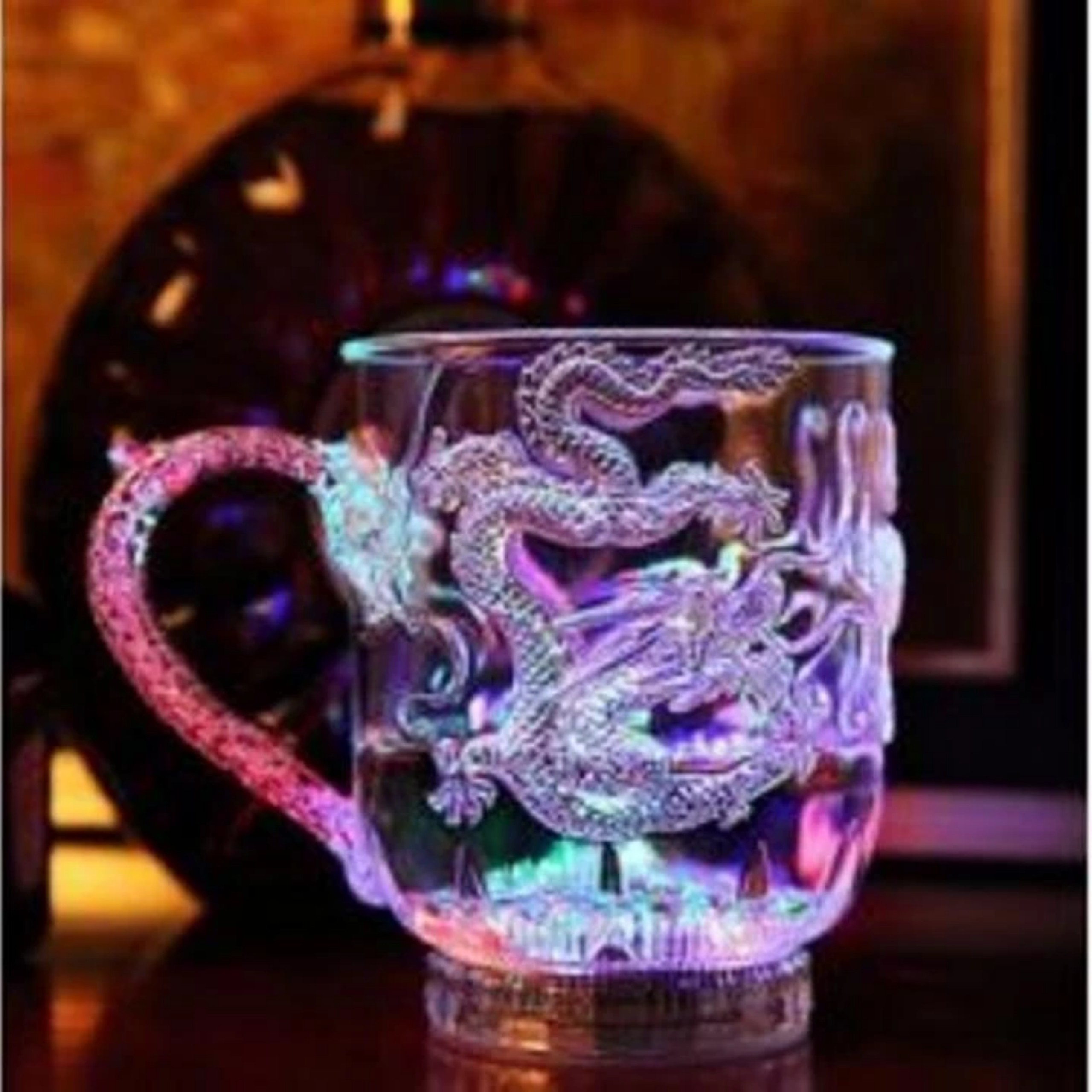 LY NƯỚC PHÁT SÁNG