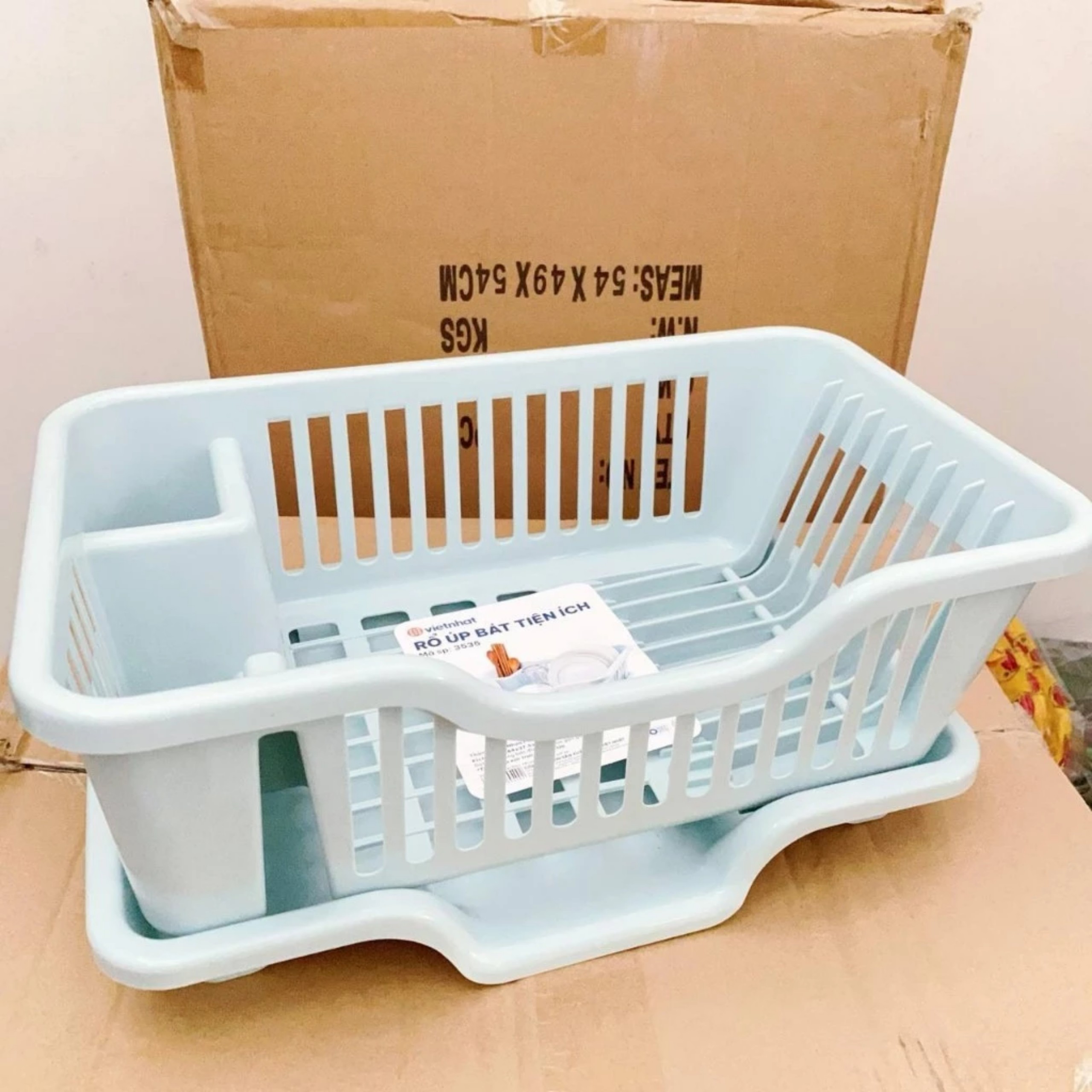 RỔ ÚP CHÉN BÁT CÓ KHAY HỨNG NƯỚC BÊN DƯỚI