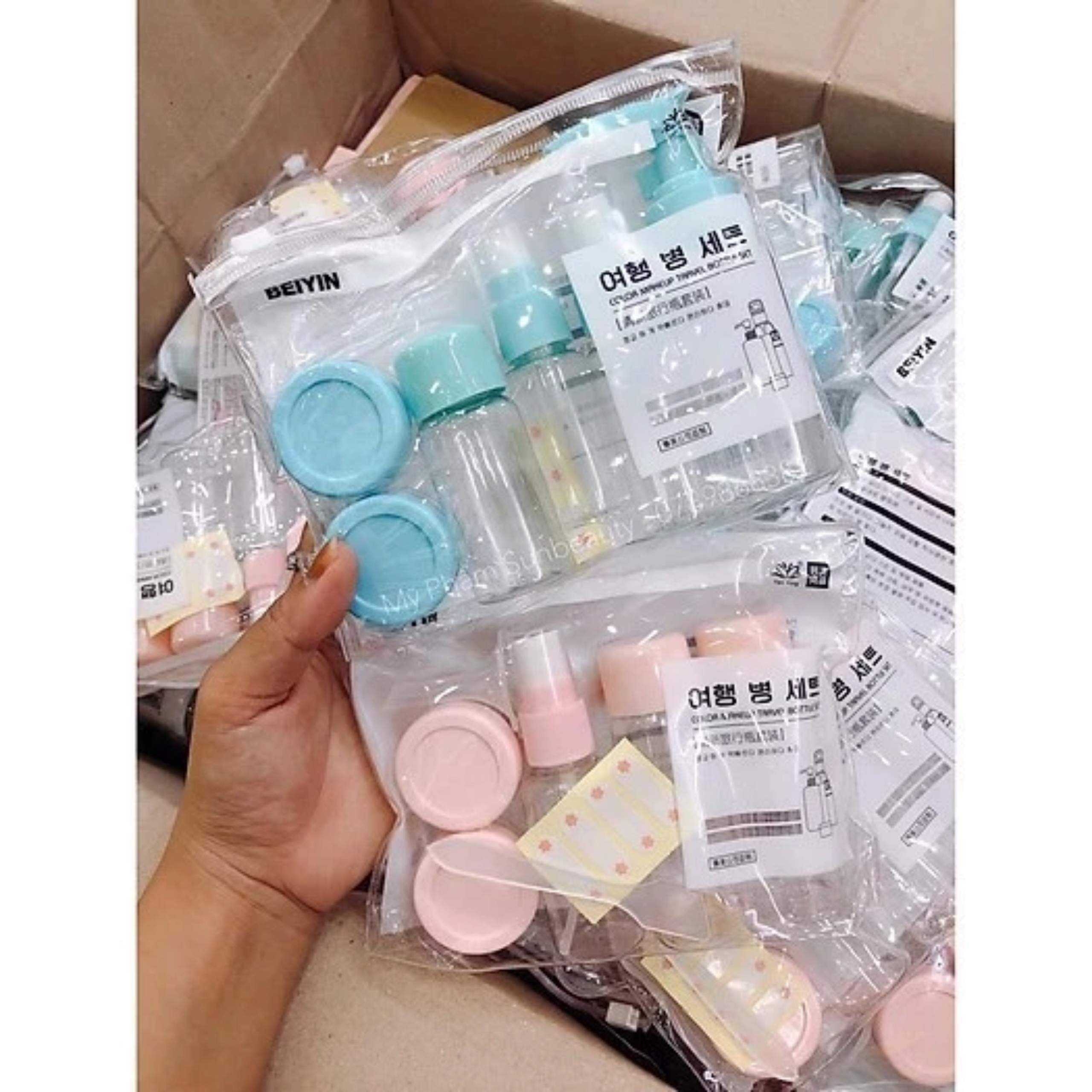 BỘ CHIẾT MĨ PHẨM DU LỊCH - 5 MÓN