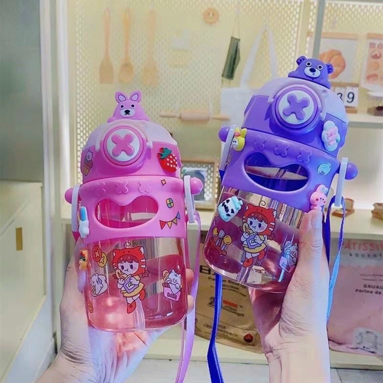 BÌNH NƯỚC NHỰA GẤU 720 ML