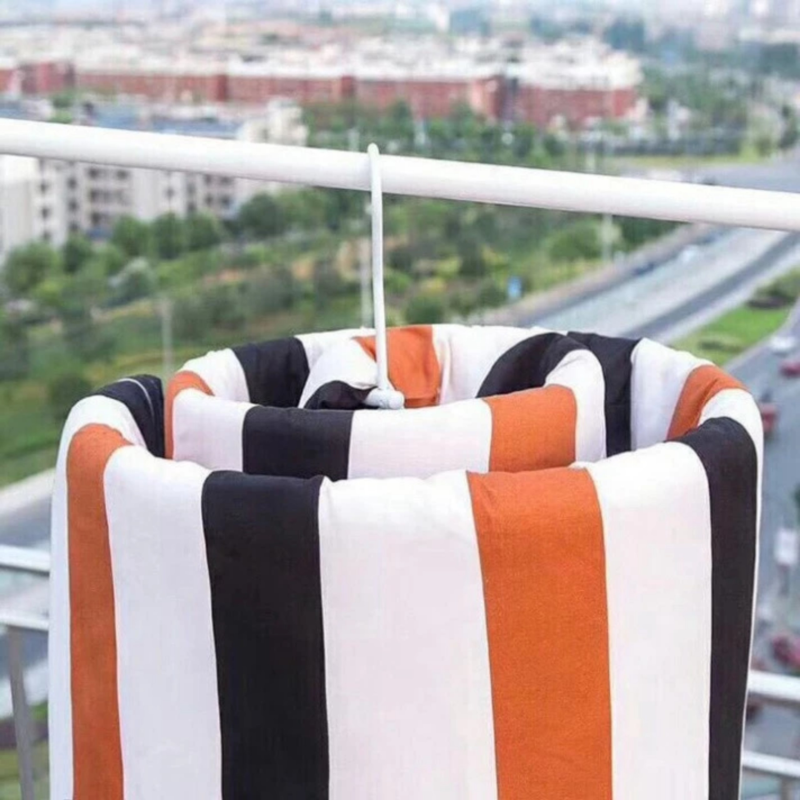 MÓC PHƠI CHĂN MÀN XOẮN