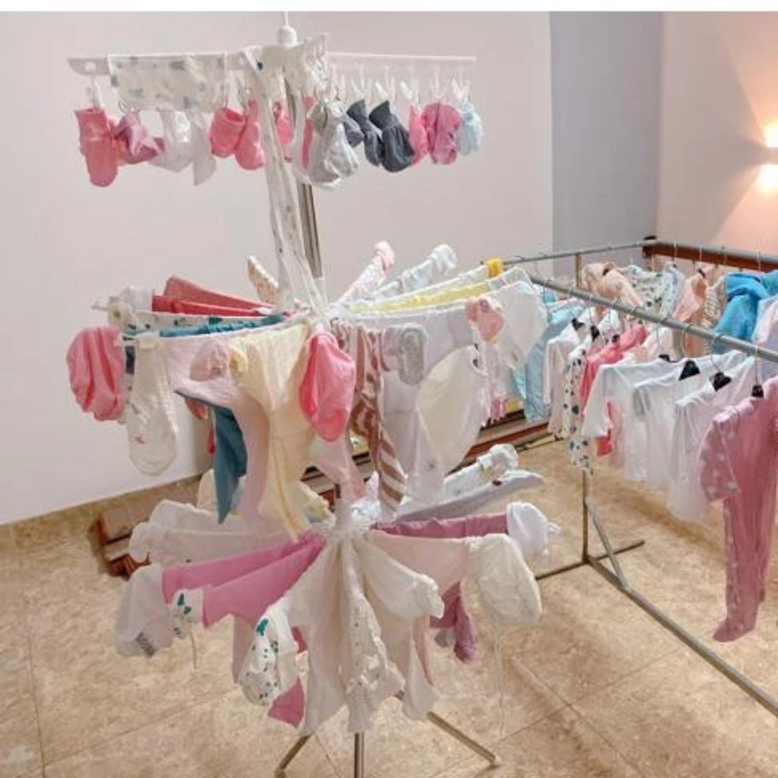 CÂY PHƠI ĐỒ 3 TẦNG THÔNG MINH GẤP GỌN ĐA NĂNG