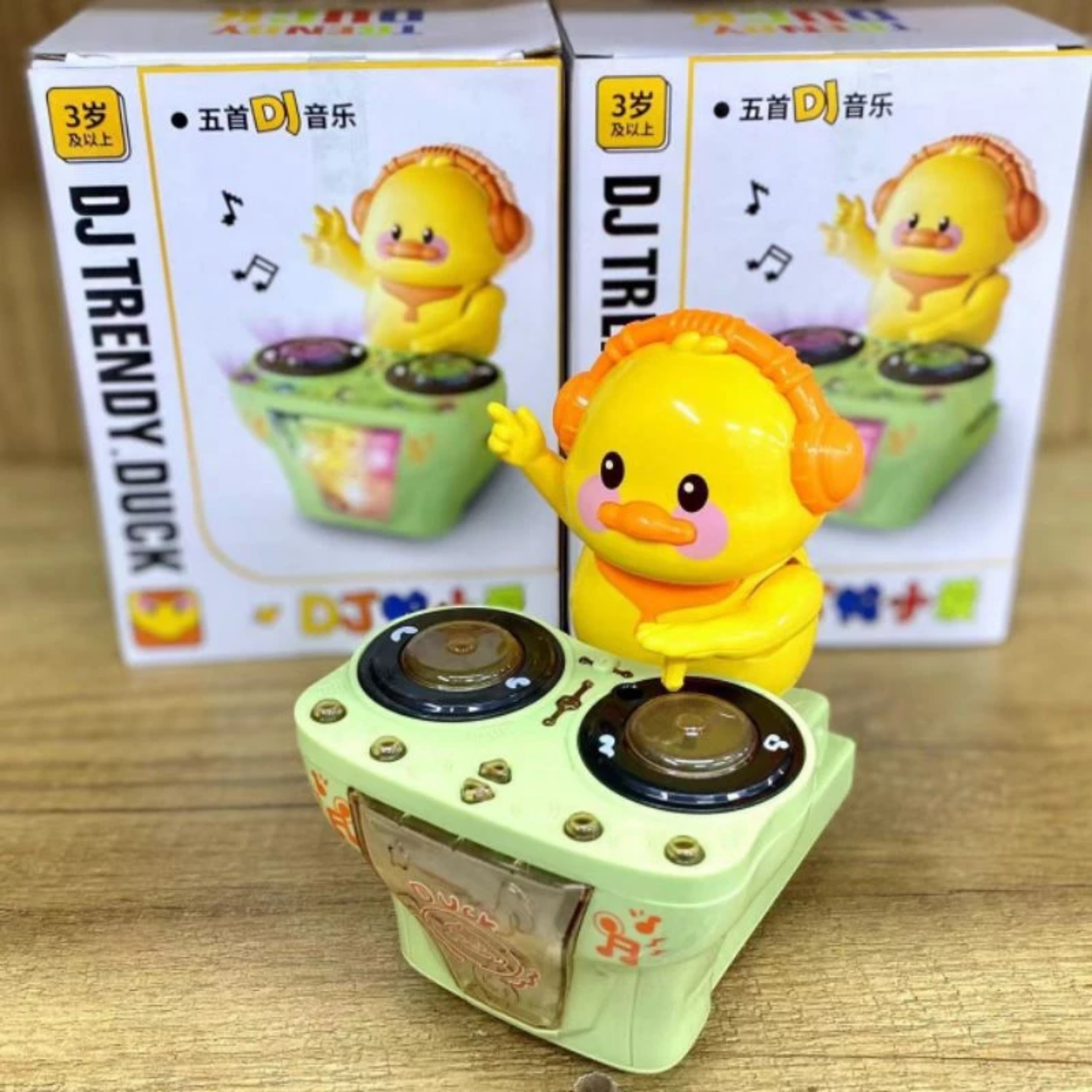 ĐỒ CHƠI VỊT DJ PHÁT SÁNG