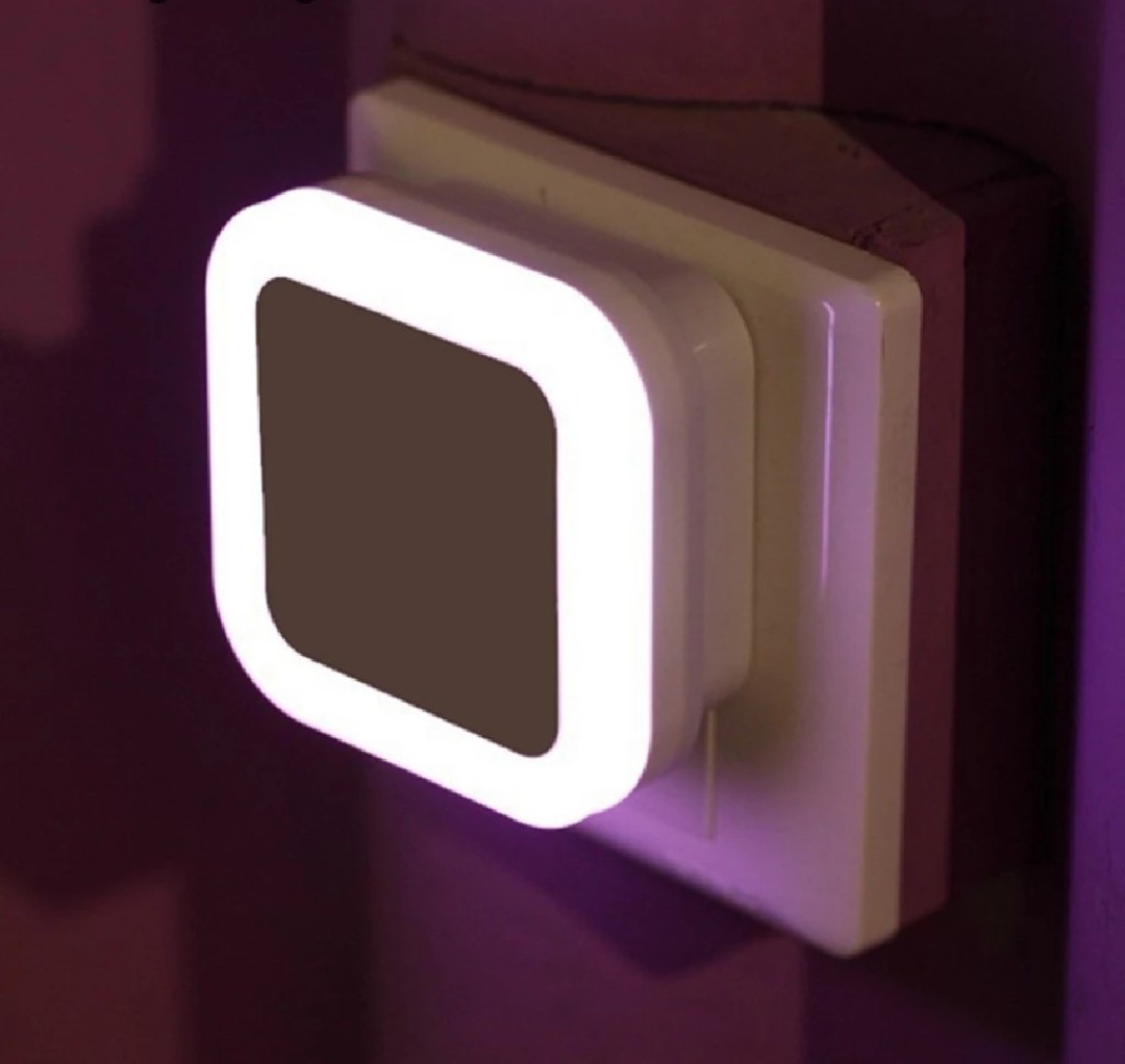 COMBO 2 ĐÈN NGỦ VUÔNG CẢM ỨNG KHI TRỜI TỐI