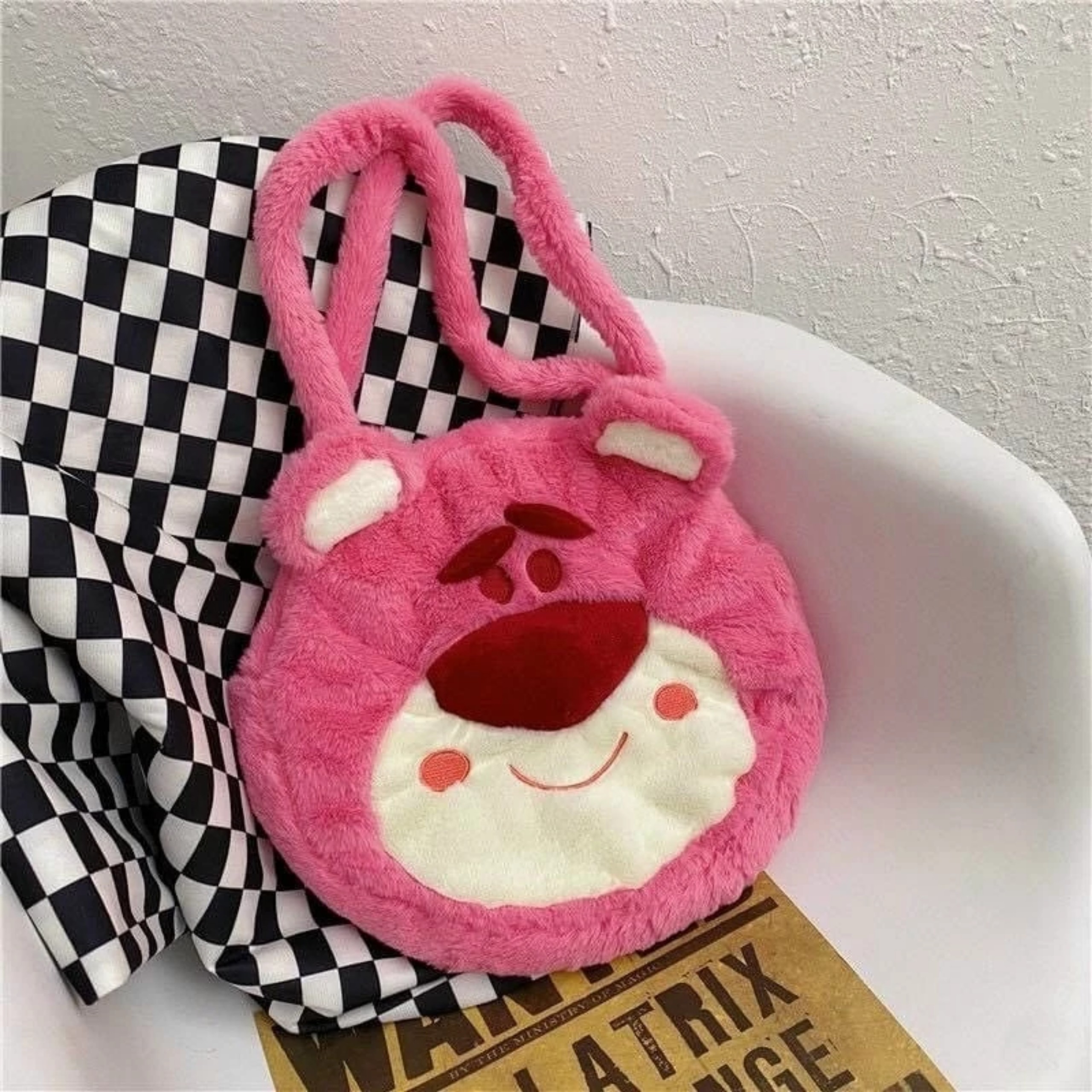 TÚI ĐEO GẤU DÂU TRÒN