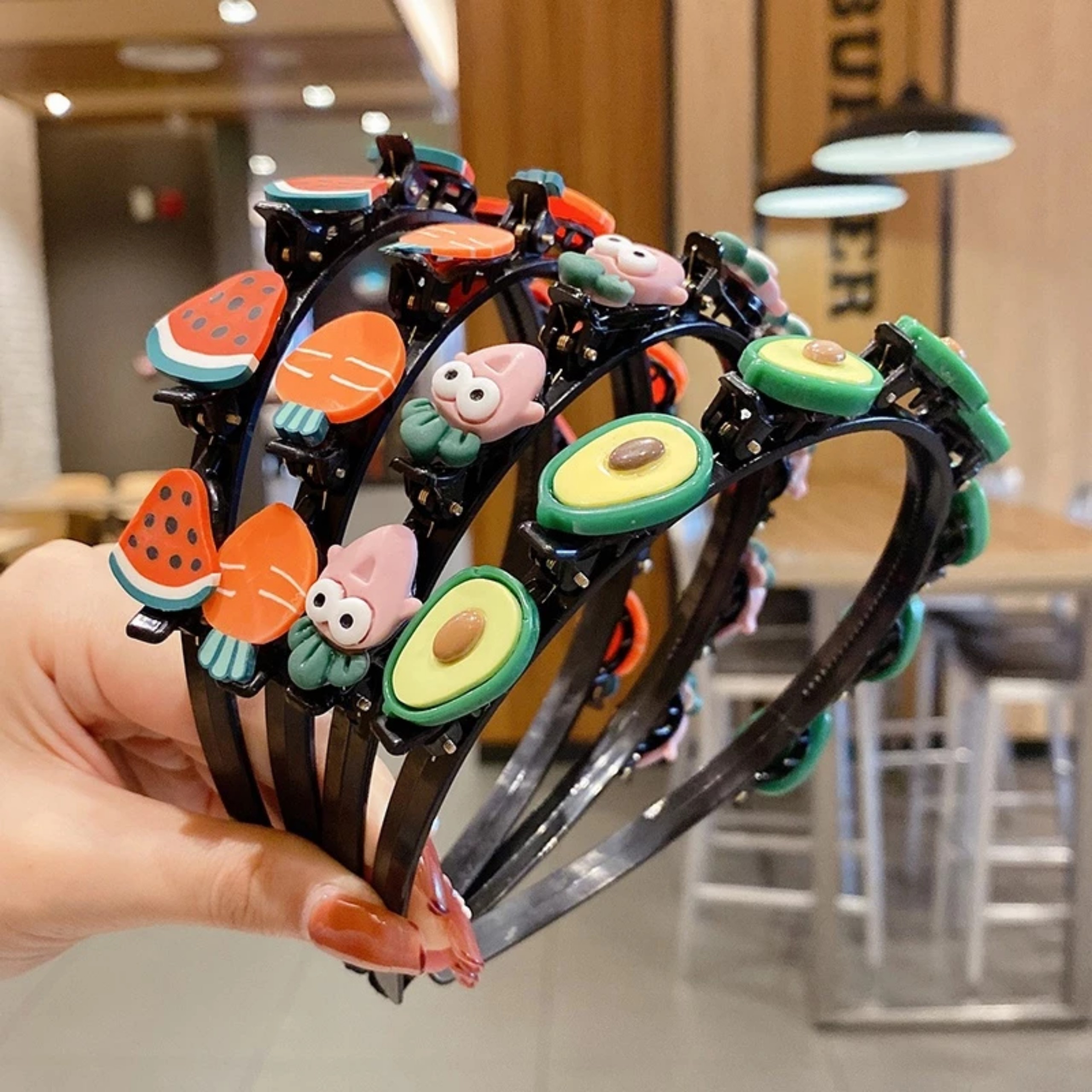 CÀI TÓC KÈM KẸP GẮP CHO BÉ