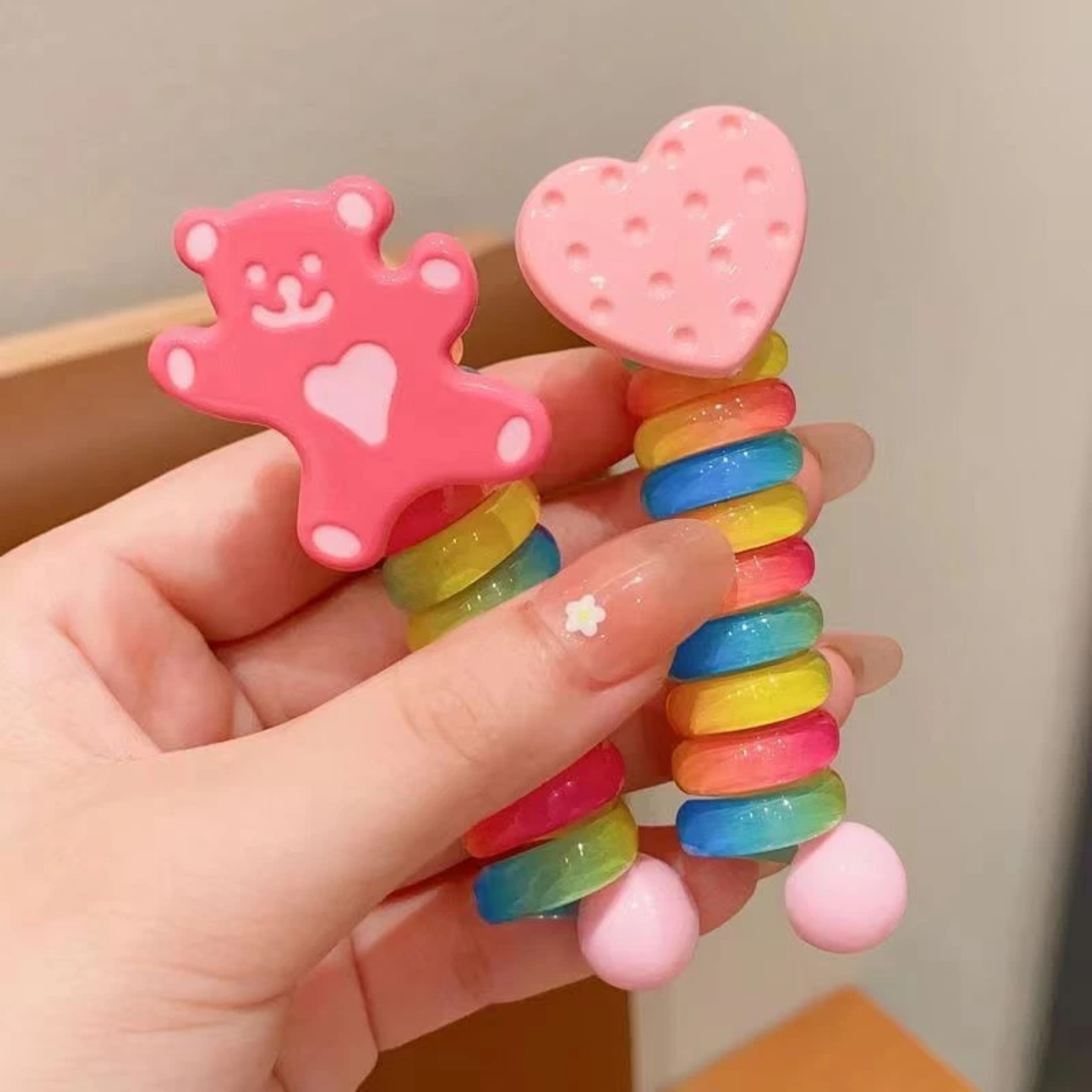 THUN CỘT TÓC LÒ XO XOẮN