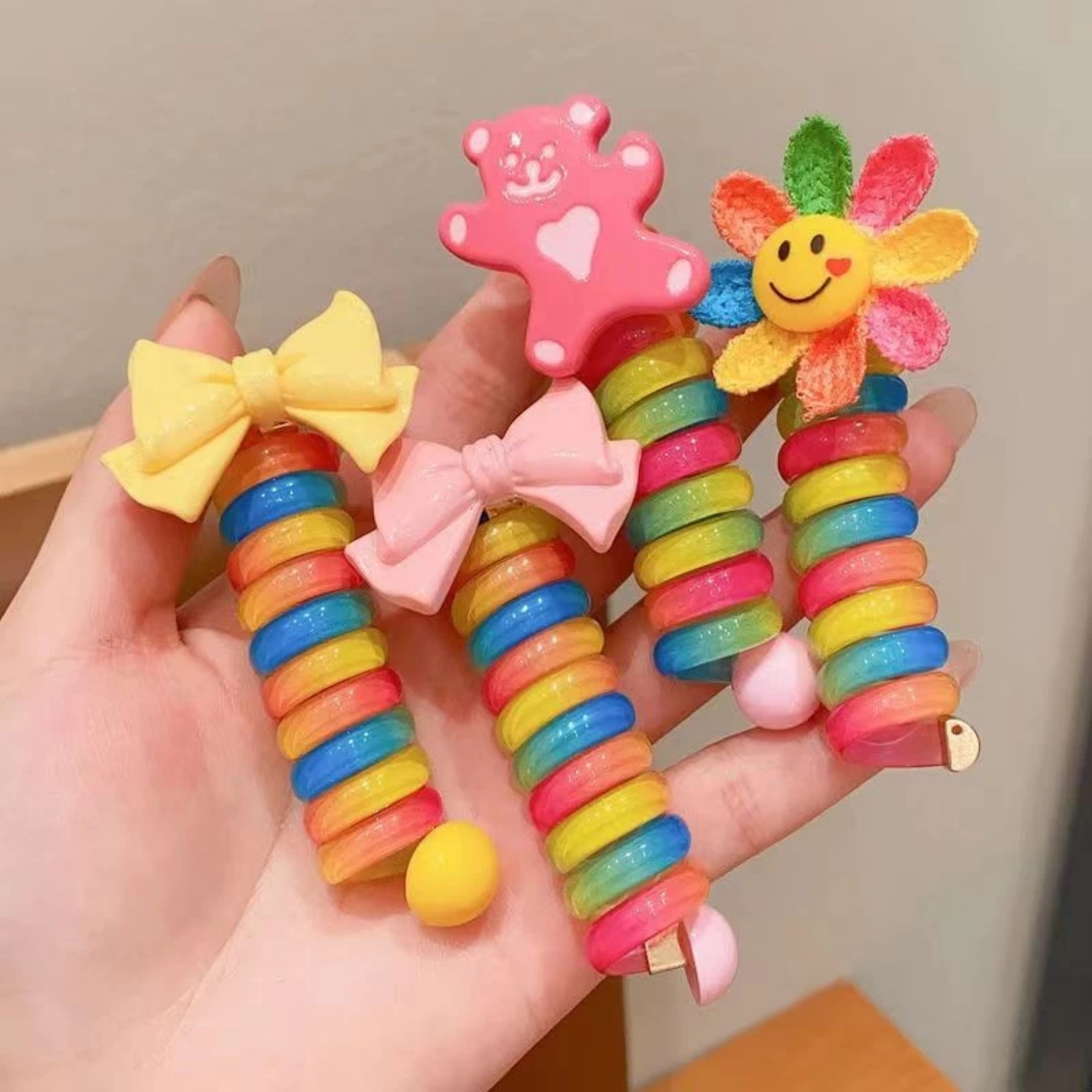 THUN CỘT TÓC LÒ XO XOẮN