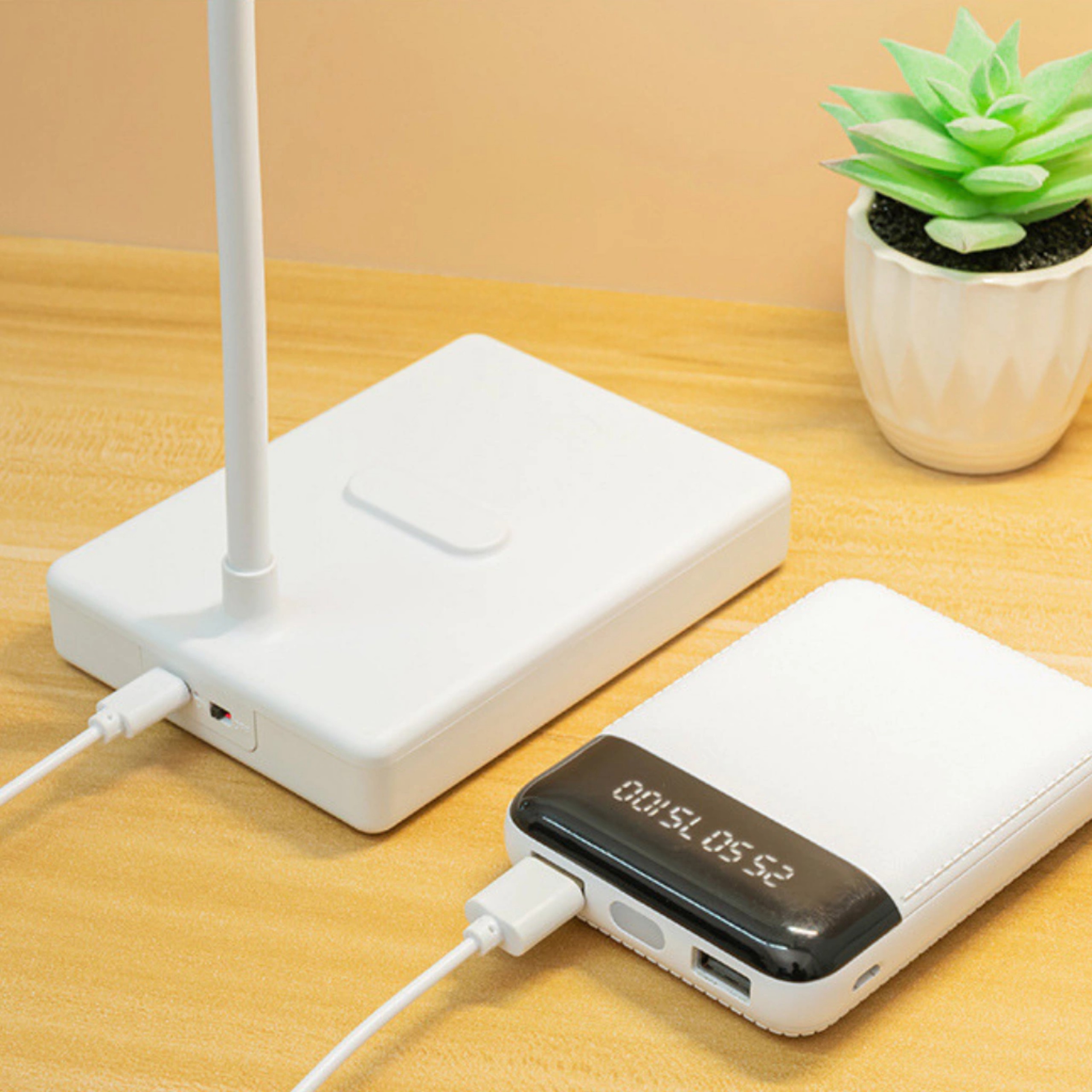 ĐÈN HỌC CHỐNG CẬN