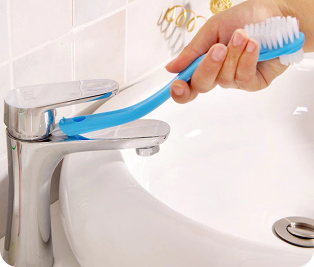 BÀN CHẢI VỆ SINH ĐẾ GIÀY