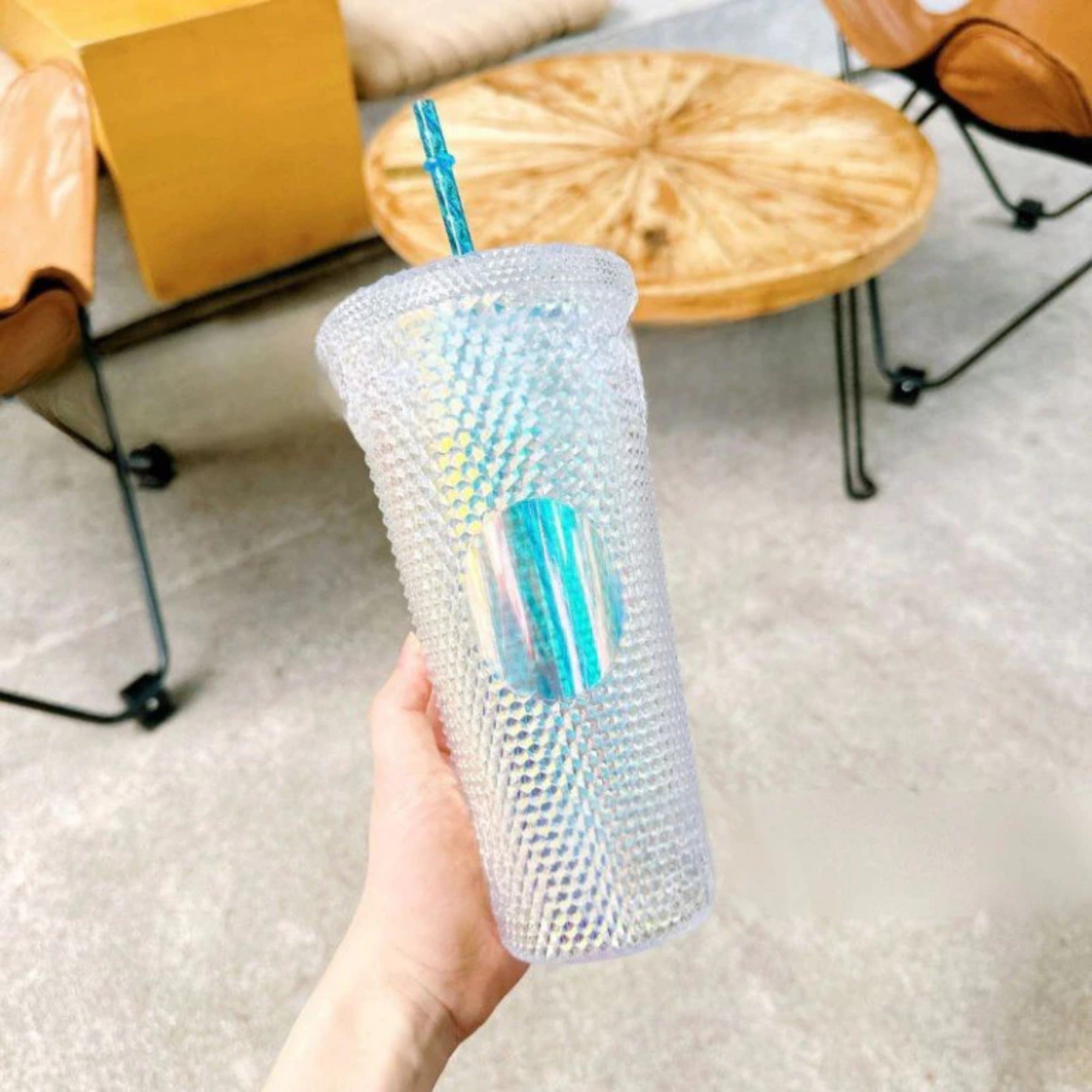 LY NHỰA KIM CƯƠNG 680ML