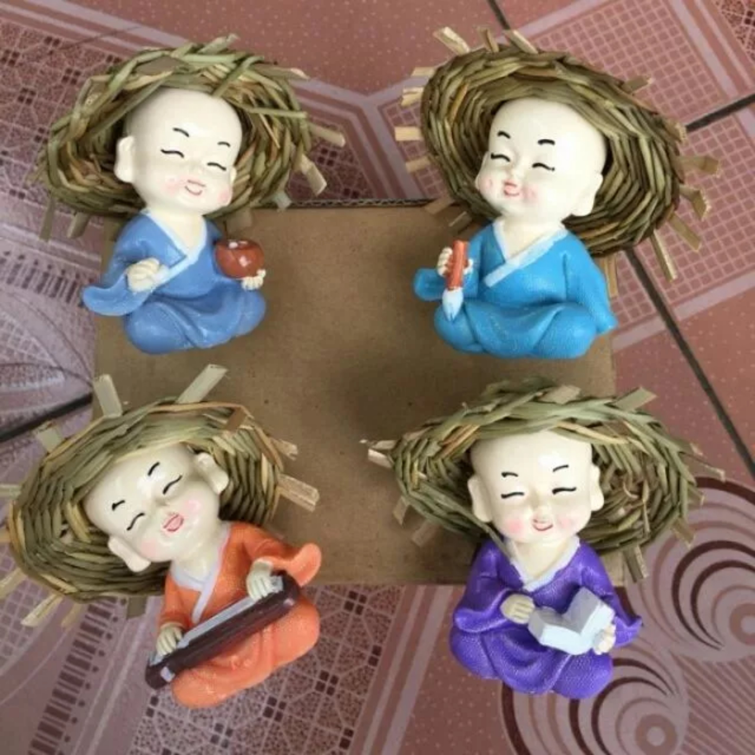 BỘ 4 CHÚ TIỂU ĐỘI NÓN