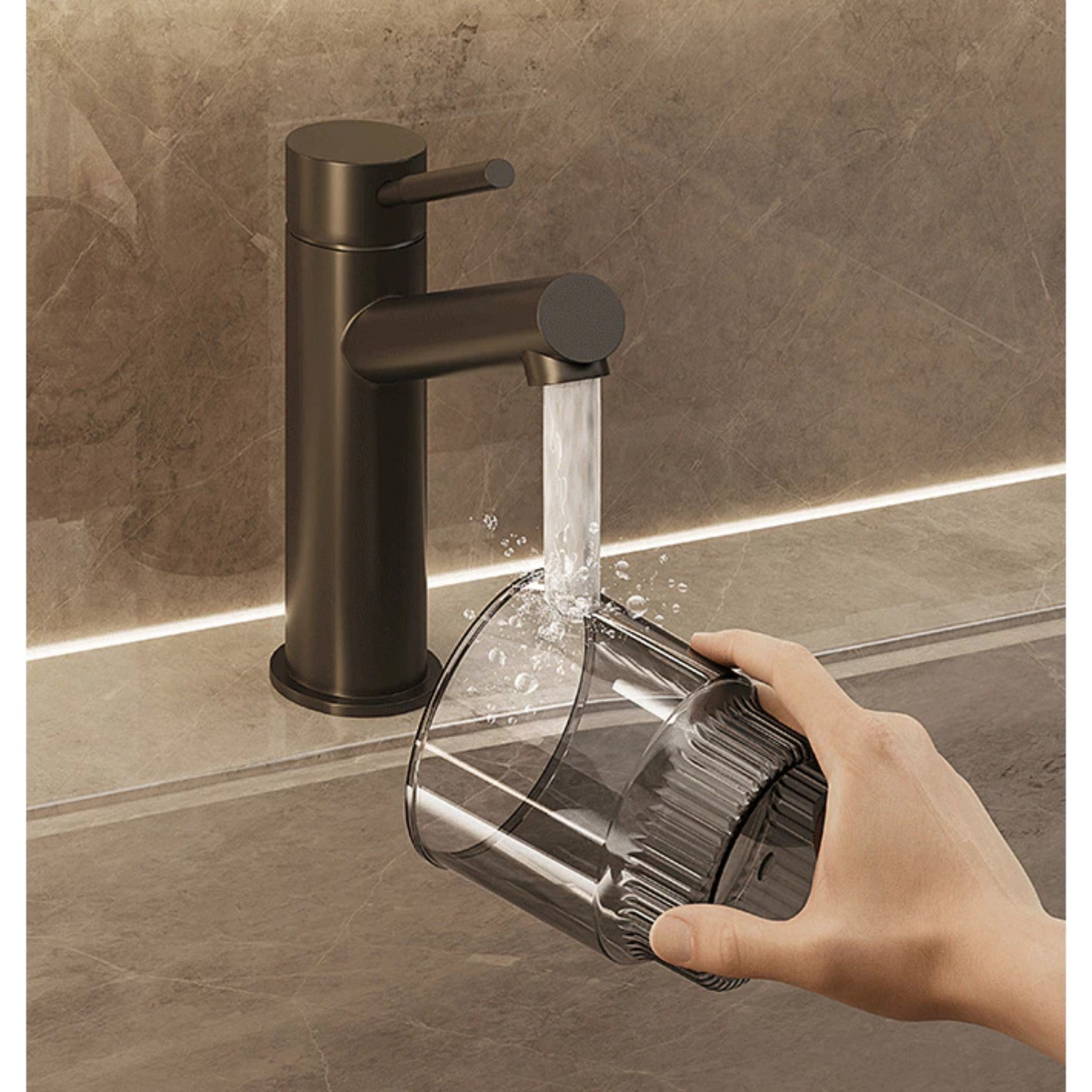 KỆ ĐỰNG BÀN CHẢI KEM ĐÁNH RĂNG KÈM LY NHỰA TRONG SUỐT