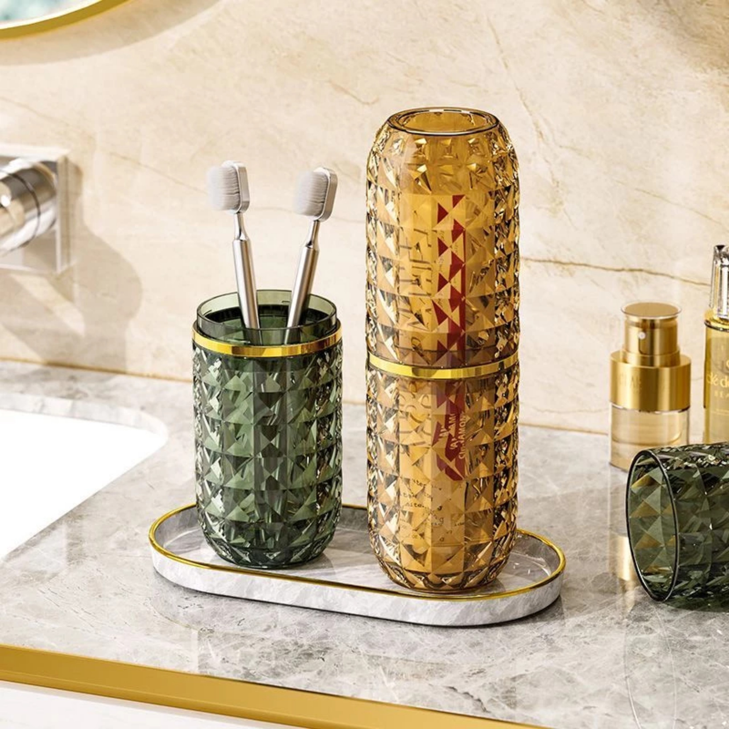 ỐNG ĐỰNG BÀN CHẢI KEM ĐÁNH RĂNG DU LỊCH MẪU KIM CƯƠNG