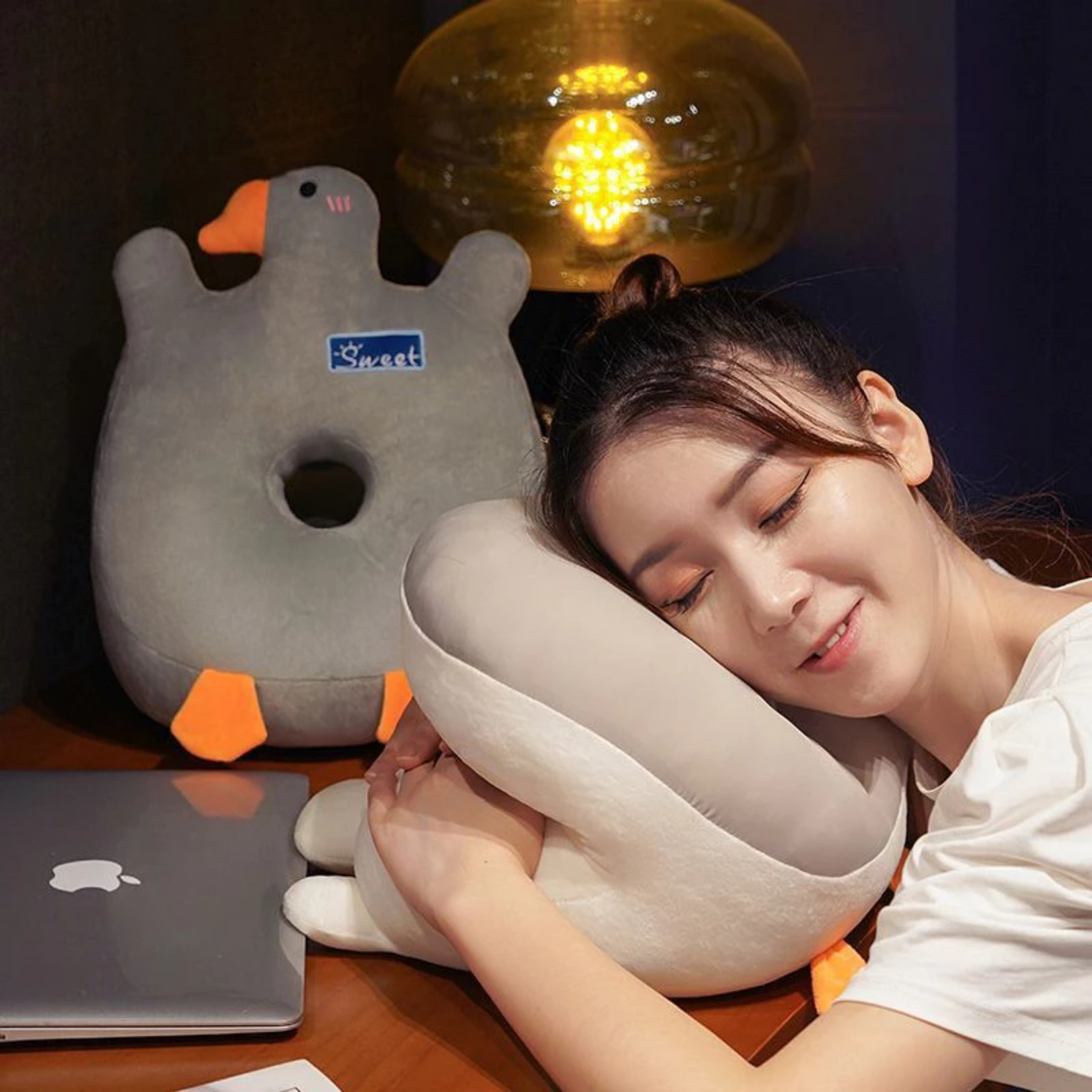 GỐI NGỦ TRƯA VĂN PHÒNG HÌNH CON VỊT