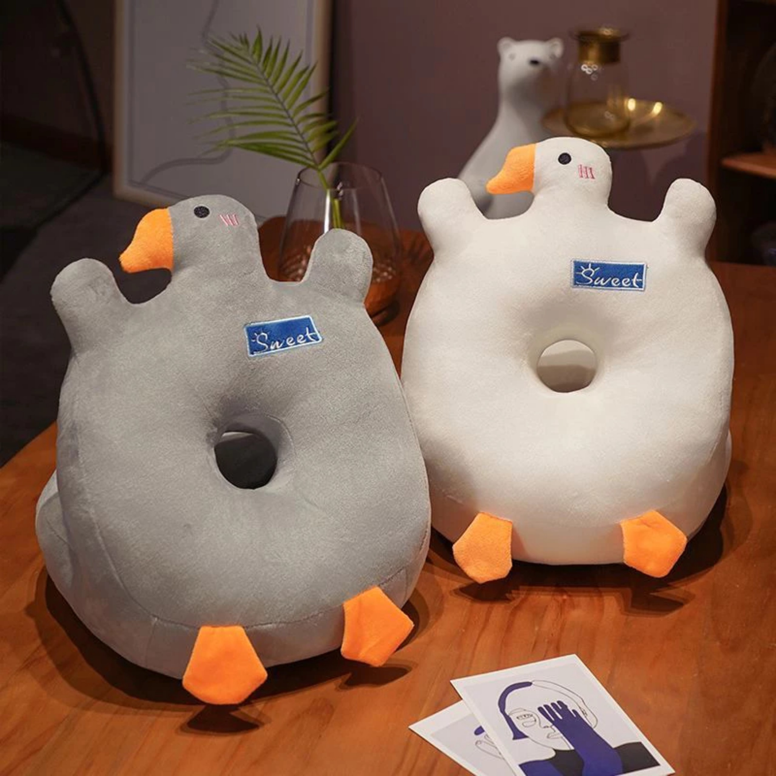 GỐI NGỦ TRƯA VĂN PHÒNG HÌNH CON VỊT