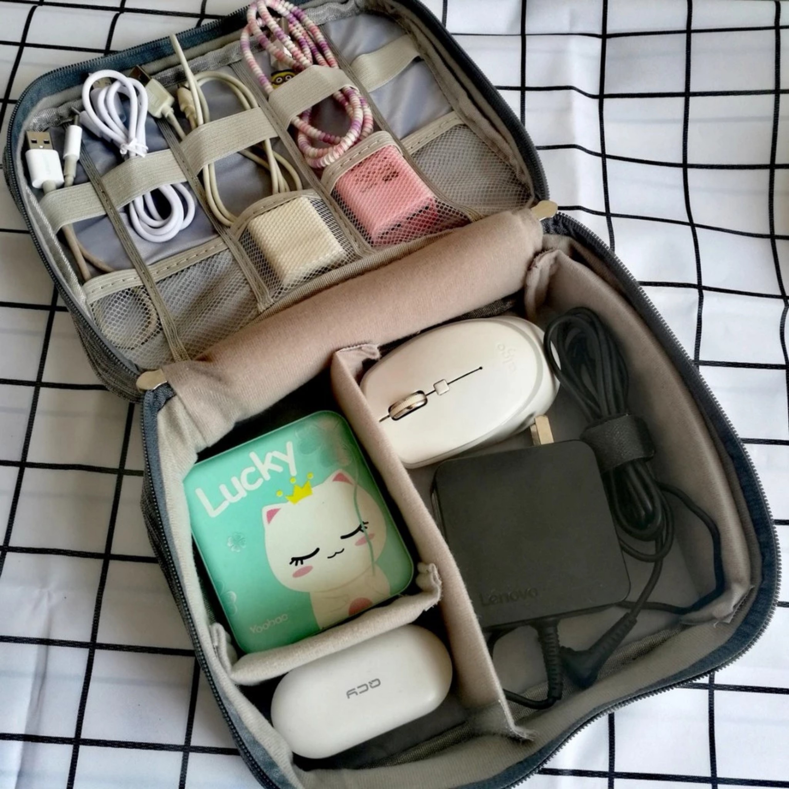 HỘP ĐỰNG DÂY CÁP SẠC